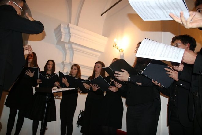 Nonet Donum, Sofija Cingula, Višeslav Jaklin i drugi izvođači svojom glazbom odali počast mons. Ivanu Godini